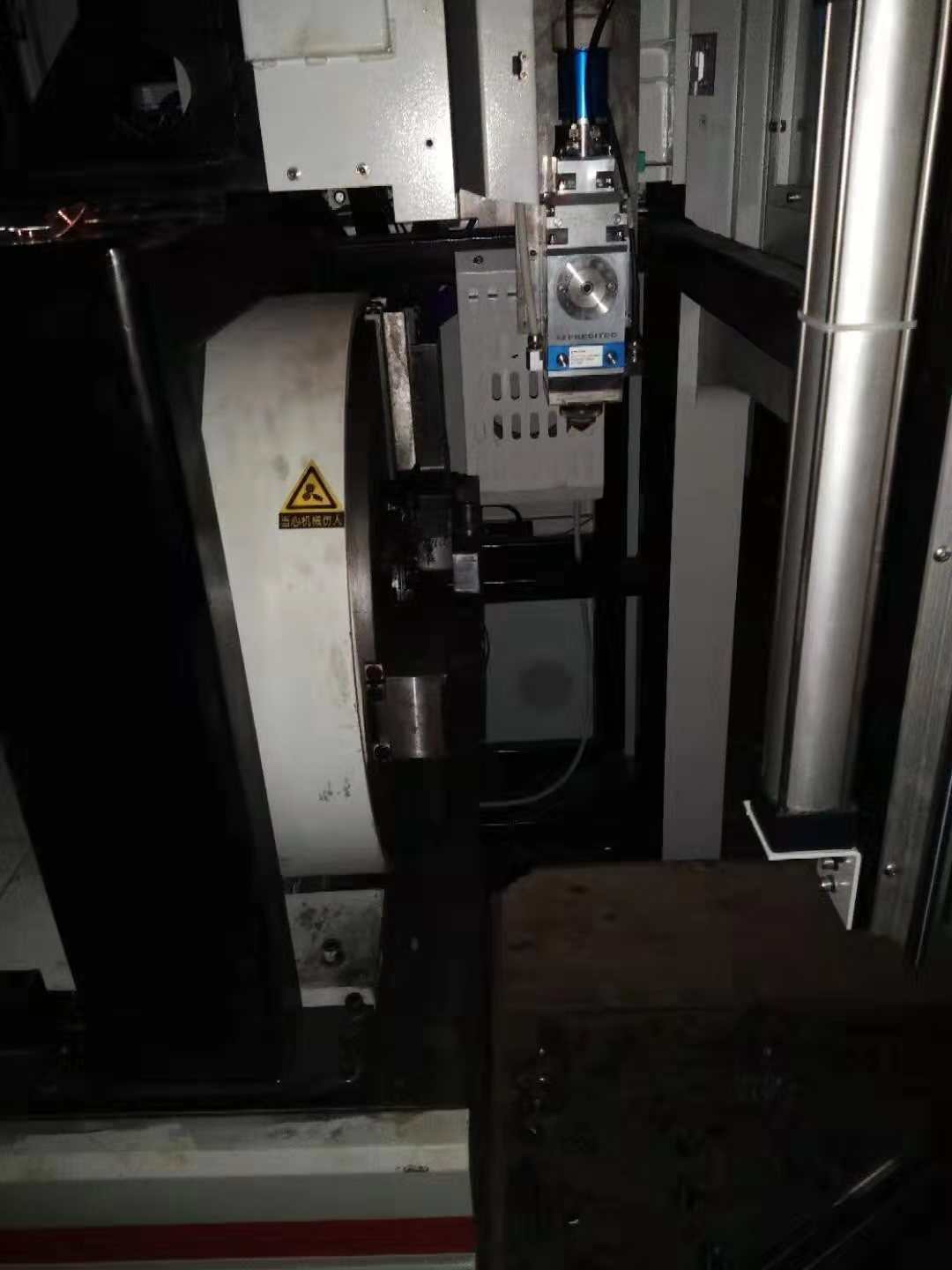 激光切管卡盤應用現場